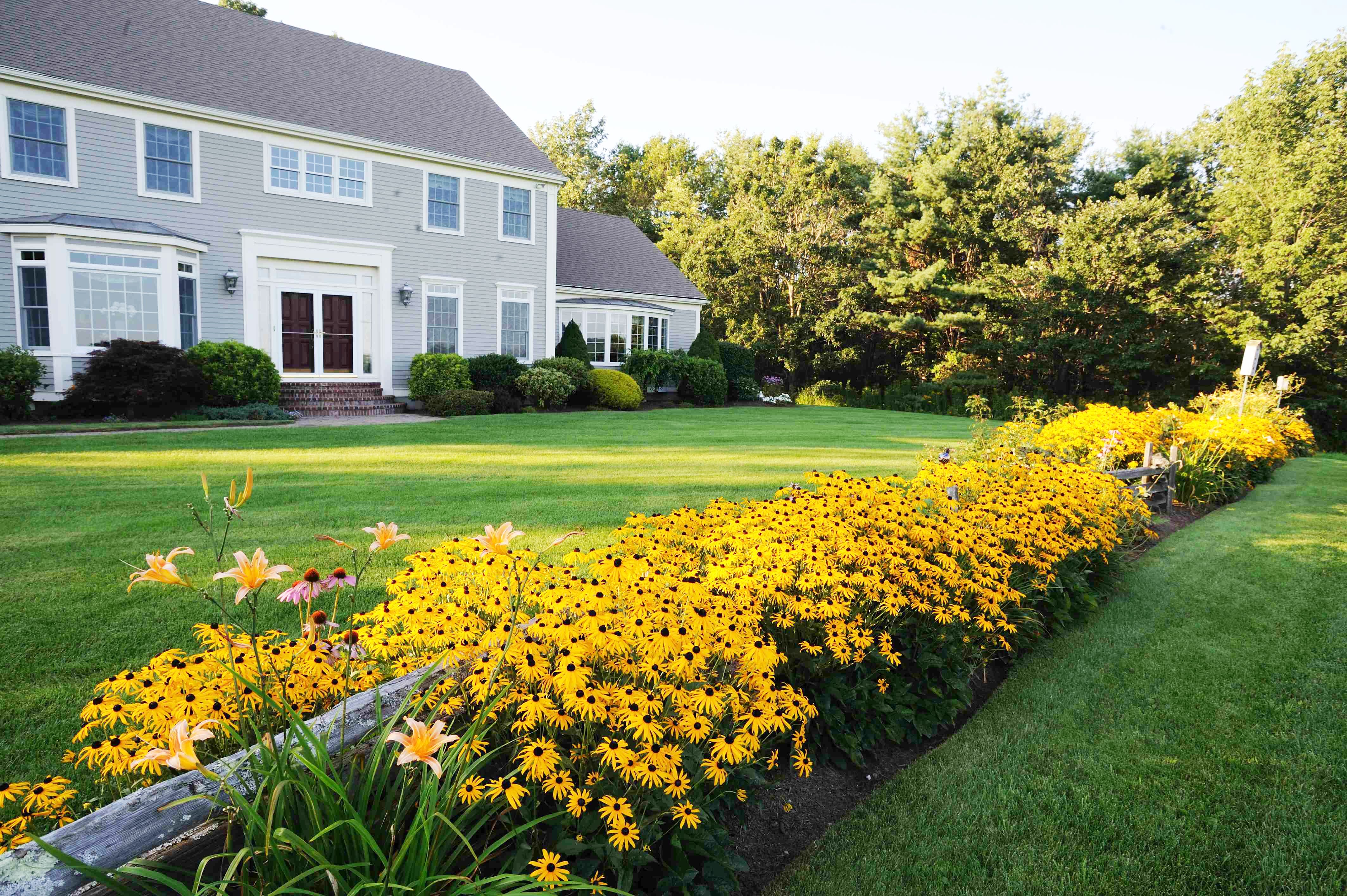 Residential Landscape Maintenance